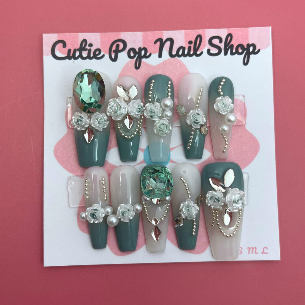 Press-On Nails – Elegant Rose (Green)