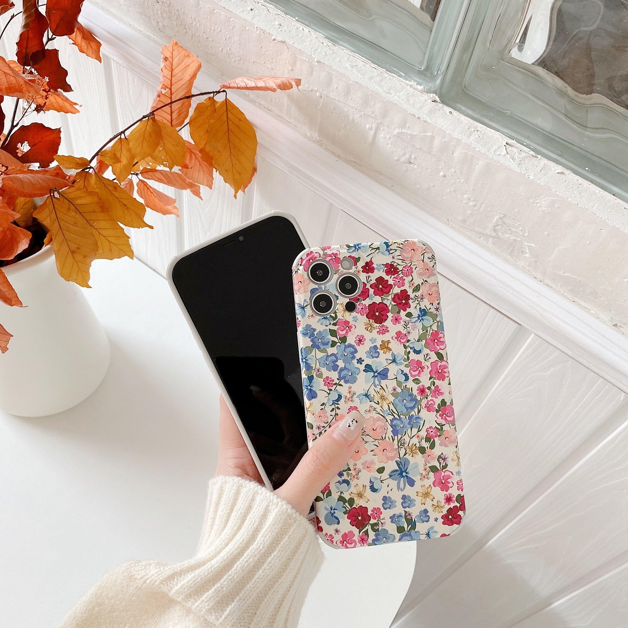 Colorful Flower Phone Cases For iPhone 12 13Pro Max XR X 11 Case For iPhone11 Cute Floral Soft Silicon Cover Silicone Shockproof Protective Bumper Cute Flower Pattern Design Phone Case for Girls Women