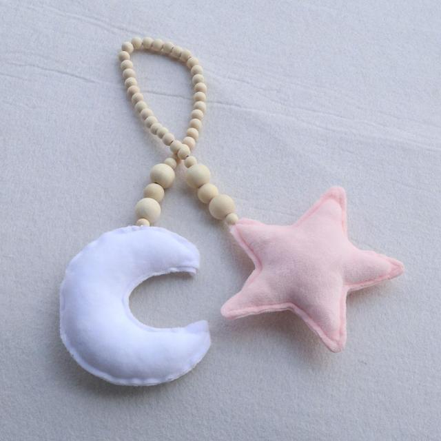 Nordic Wooden Beads Mobile Hanging Ornament Double Star Moon Nursery Bed Ornament For Kids Room Decoration Baby Shower Felt Nursery Ceiling Decoration For Girls/Boys Baby Crib Tent Hanging Pendant Wall Decor Photography Props