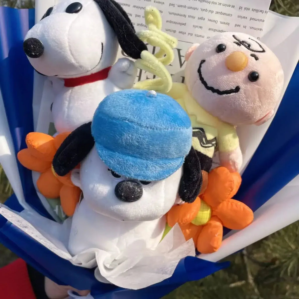 Kawaii Snoopy Plush Bouquet – Crochet Flowers Valentine or Graduation Gift