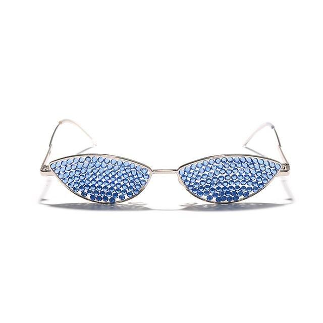 Top Designer New Cat Eye Design Sunglasses For Women New Small Size Luxury New Popular Rhinestone Sun Glasses For Women New Vintage Style Eyeglasses
